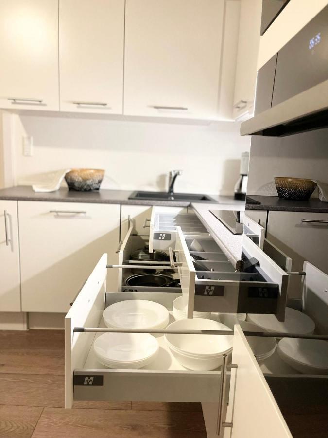 Scandinavian Apartment Hotel - Lunden 1 - Central 3 Bedroom Apartment On Two Floors هورسينس المظهر الخارجي الصورة